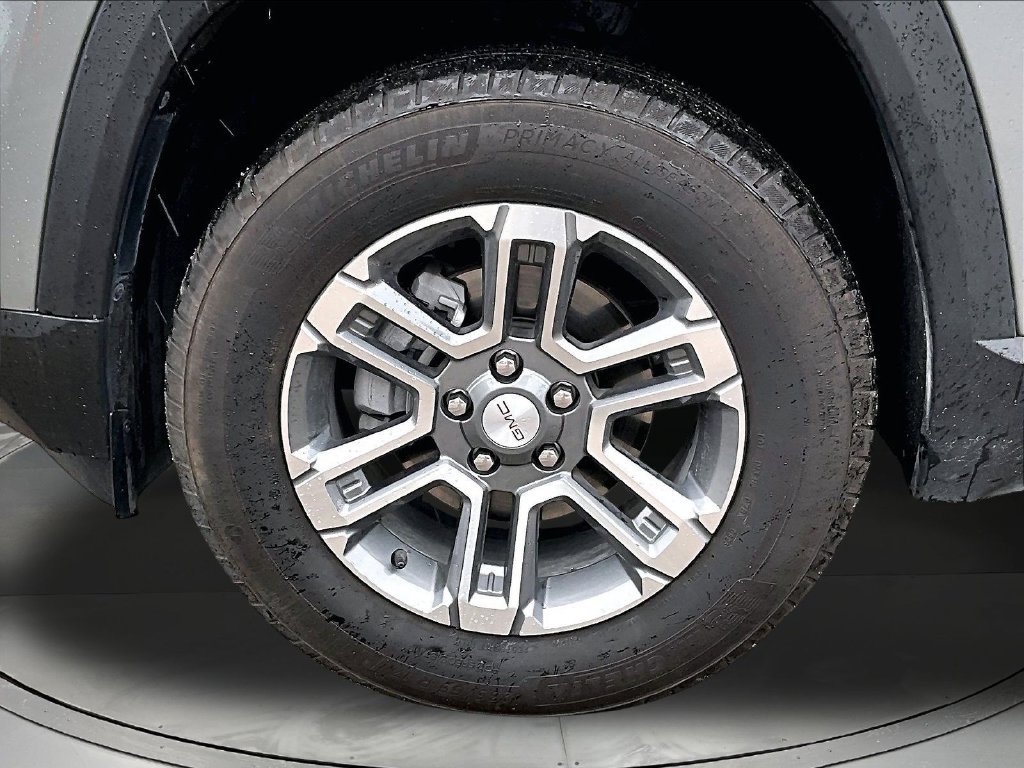 Used 2025 GMC Terrain Elevation AWD/4WD image 36