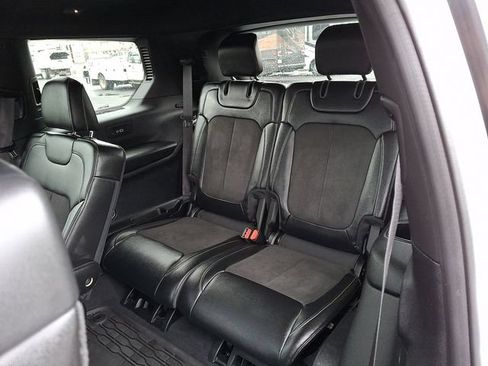Used 2023 Jeep Grand Cherokee L Laredo AWD/4WD image 14