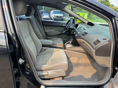 Used 2010 Honda Civic LX image 17