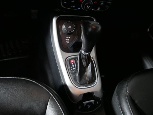 Used 2018 Jeep Compass Latitude w/ Popular Equipment Group image 24