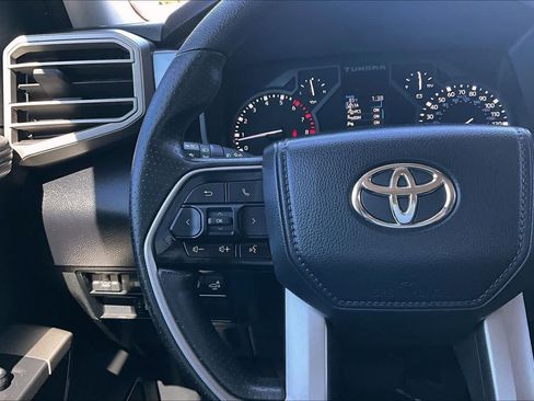 Used 2023 Toyota Tundra SR5 w/ SR5 Convenience Package AWD/4WD image 23
