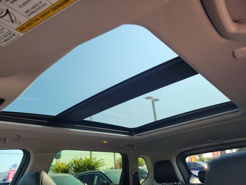 Certified 2024 Nissan Rogue Platinum FWD image 27