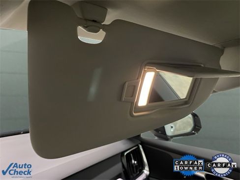 Used 2025 Volvo S60 B5 Core image 51