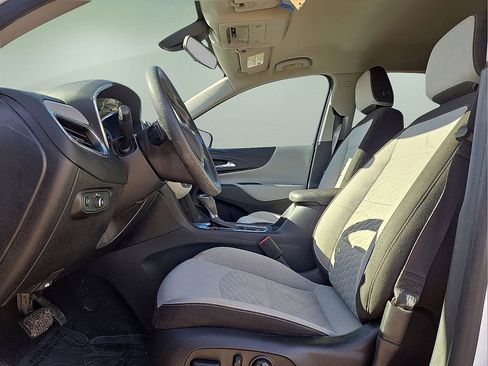 Used 2019 Chevrolet Equinox LS w/ LS Convenience Package image 22