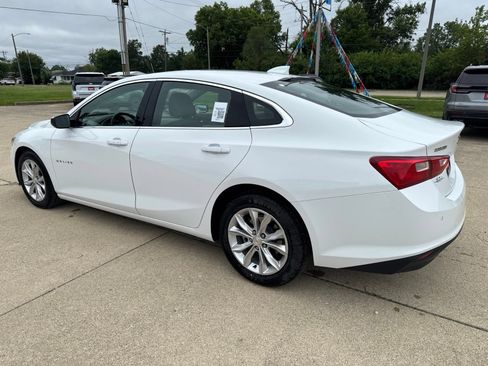 Used 2024 Chevrolet Malibu LT FWD image 5