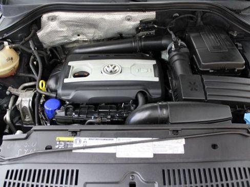 Used 2013 Volkswagen Tiguan S AWD/4WD image 24