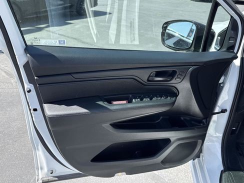 Certified 2026 Honda Odyssey Sport-L image 17