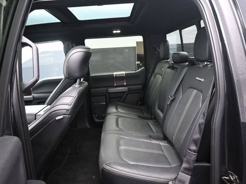 Used 2015 Ford F150 Platinum w/ Equipment Group 701A Luxury AWD/4WD image 10