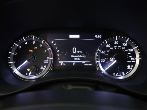 Certified 2023 Toyota Highlander XLE image 15