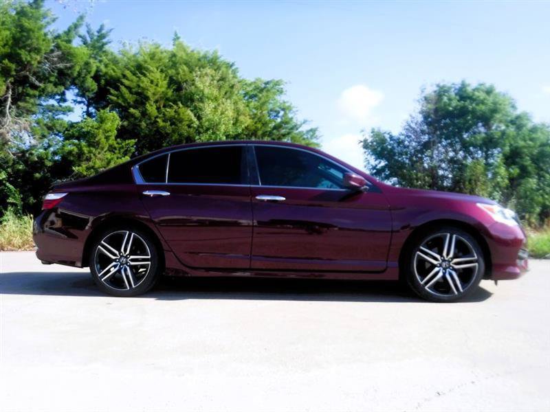 Used 2017 Honda Accord Sport Special Edition image 5