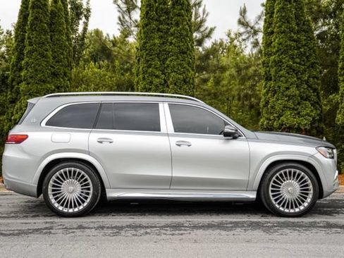 Used 2021 Mercedes-Benz Maybach GLS 600 4MATIC image 12