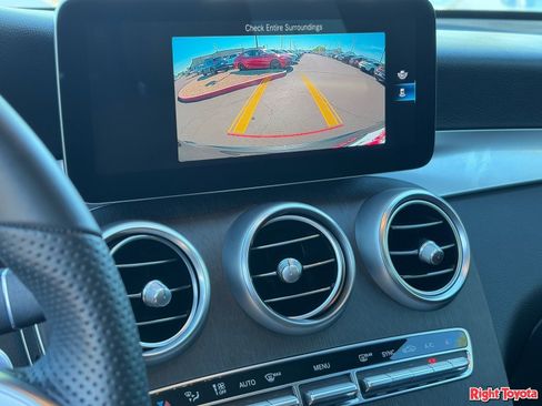 Used 2020 Mercedes-Benz GLC 300 image 25