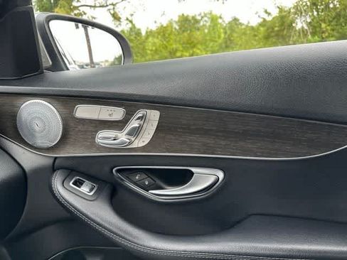 Used 2019 Mercedes-Benz C 300 4MATIC Sedan image 16