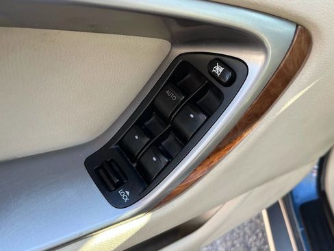 Used 2008 Subaru Outback 2.5i Limited L.L. Bean image 16