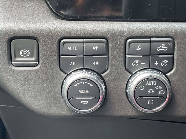 Used 2025 GMC Sierra 1500 Elevation w/ Elevation Premium Package AWD/4WD image 28