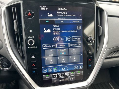 Used 2024 Subaru Crosstrek 2.0i Premium image 12