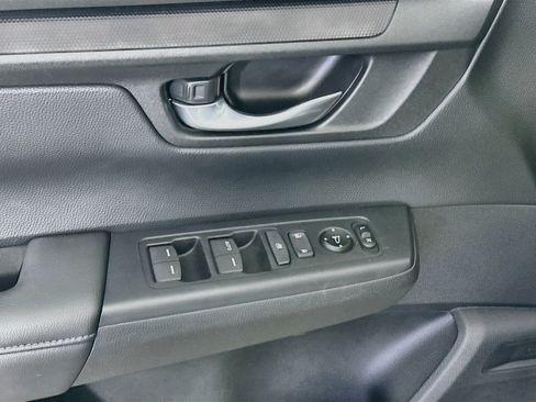 Used 2025 Honda CR-V LX image 15
