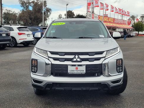 Used 2024 Mitsubishi Outlander Sport ES AWD/4WD image 2