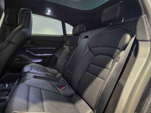 Used 2022 Porsche Taycan 4 Cross Turismo image 20