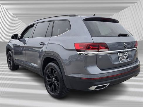 Used 2022 Volkswagen Atlas SE w/ Black Wheel Package image 6