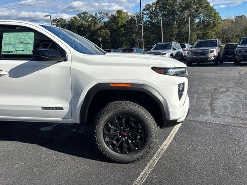 New 2026 GMC Canyon Elevation w/ Convenience Package image 5