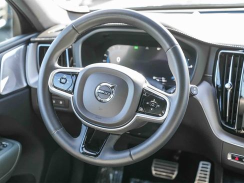 Used 2022 Volvo XC60 T8 R-Design w/ Advanced Package image 14