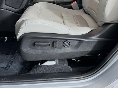 Used 2022 Honda CR-V EX-L image 21