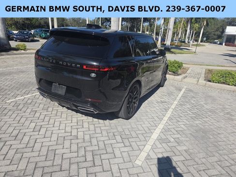 Used 2023 Land Rover Range Rover Sport SE Dynamic image 24
