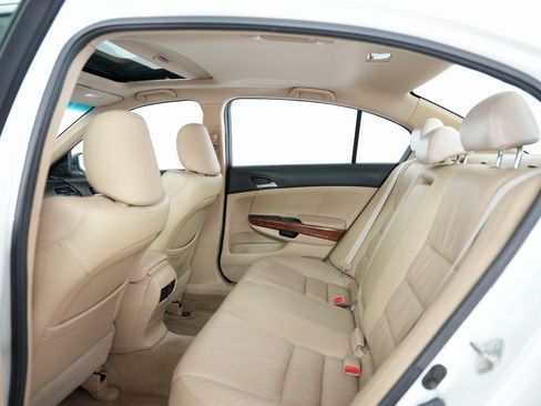 Used 2011 Honda Accord EX-L image 35