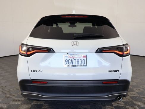 Used 2024 Honda HR-V Sport image 5