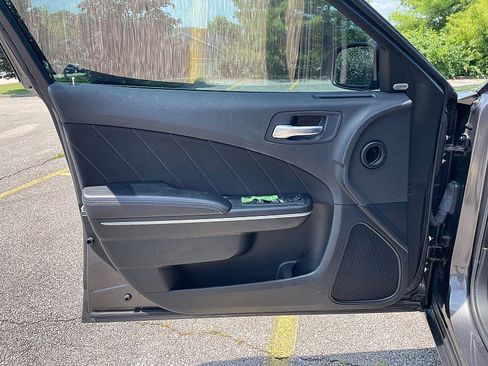 Used 2023 Dodge Charger SXT image 11
