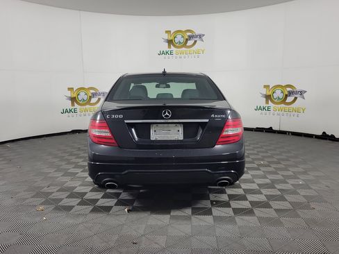 Used 2014 Mercedes-Benz C 300 4MATIC Sedan image 3