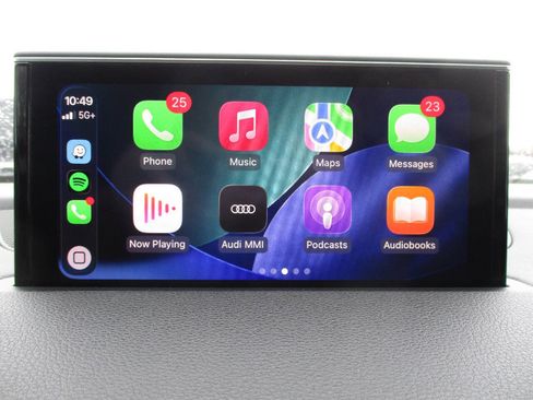 Used 2017 Audi Q7 3.0T Prestige w/ Prestige Package image 16