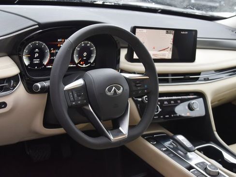 Used 2023 INFINITI QX60 Luxe image 18