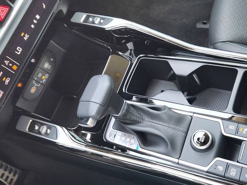 New 2026 Kia Sorento SX FWD image 18