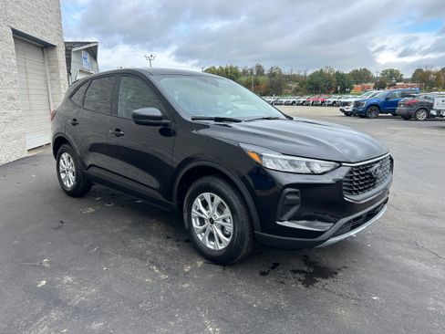 New 2026 Ford Escape Active w/ Cold Weather Package image 18