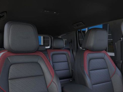 New 2025 Chevrolet Equinox RS w/ Safety and Technology Package image 48