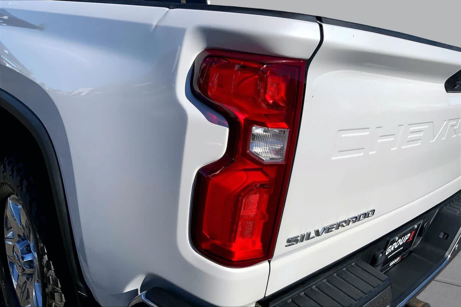 Used 2022 Chevrolet Silverado 2500 LTZ w/ LTZ Texas Edition AWD/4WD image 27
