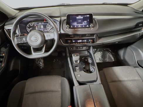 Used 2024 Nissan Rogue SV FWD image 30