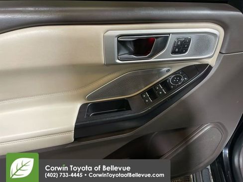 Used 2020 Ford Explorer Platinum image 26