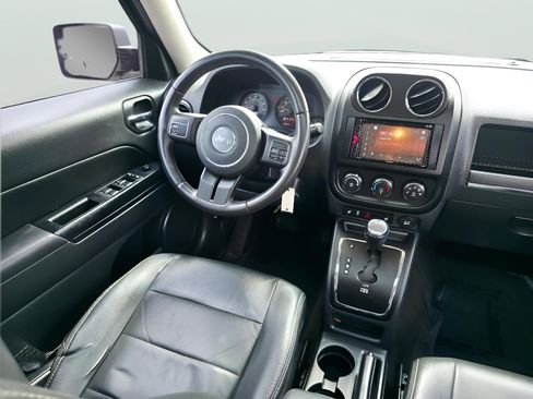 Used 2017 Jeep Patriot High Altitude image 16