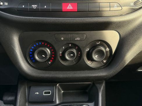 Used 2022 RAM ProMaster City Tradesman image 27