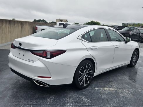 Certified 2025 Lexus ES 350 w/ Premium Package FWD image 3