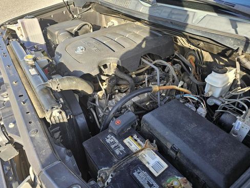Used 2013 Toyota Tundra 2WD CrewMax w/ Tow Pkg image 68