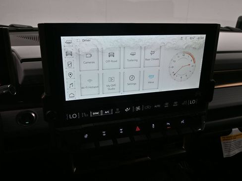 Used 2024 GMC Hummer EV 3X w/ Omega Edition AWD/4WD image 15
