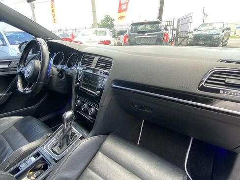 Used 2016 Volkswagen Golf R 4-Door w/ Driver Assistance Package image 11