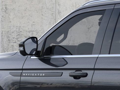 New 2025 Lincoln Navigator Black Label image 20