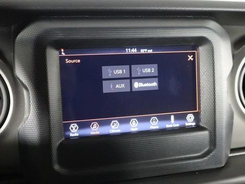 Used 2022 Jeep Wrangler Unlimited Sport AWD/4WD image 30