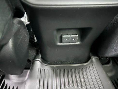 Used 2023 Toyota RAV4 XLE w/ XLE Grade Weather Package AWD/4WD image 17