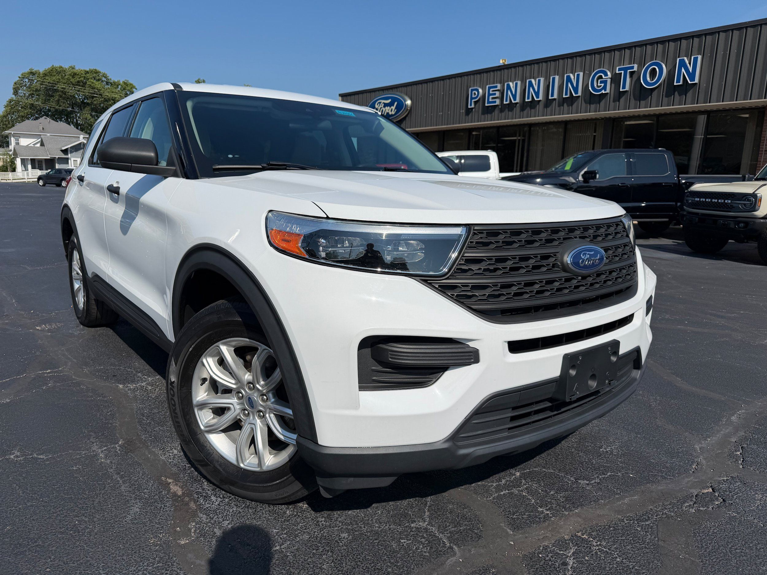Used 2021 Ford Explorer 4WD image 1